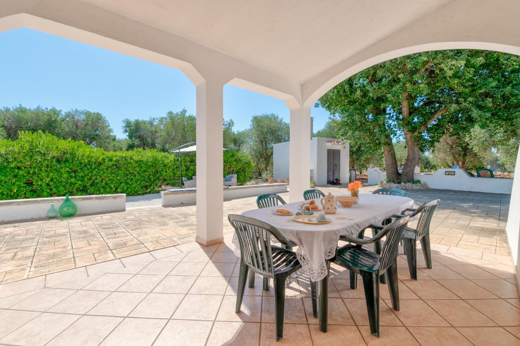 Trullo La Quercia Villa Ostuni Exterior photo